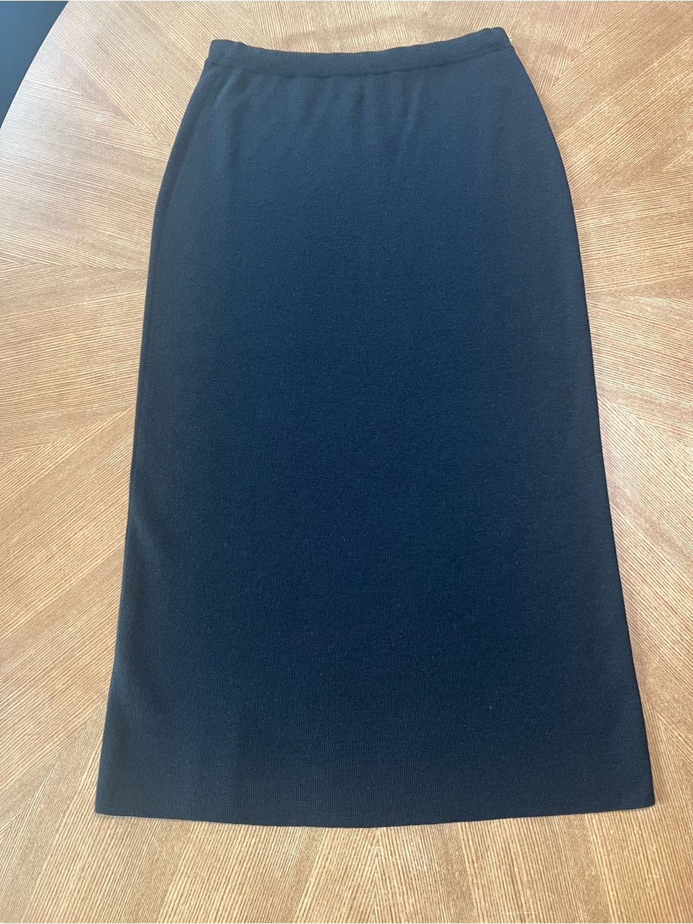 Eileen Fisher Black Long Knit 100% Wool Classic Skirt Women’s Large Petite